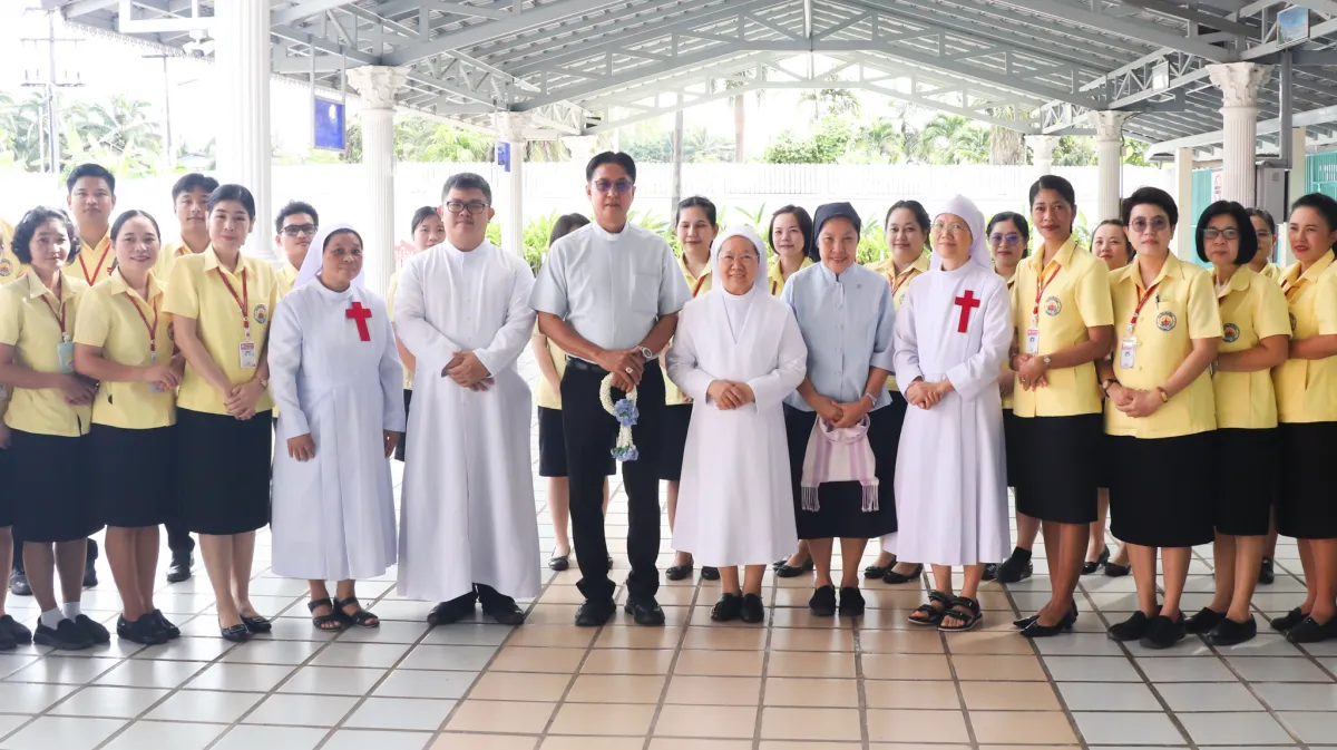 งานฉลองวัดนักบุญเทเรซา แห่งพระกุมารเยซู
