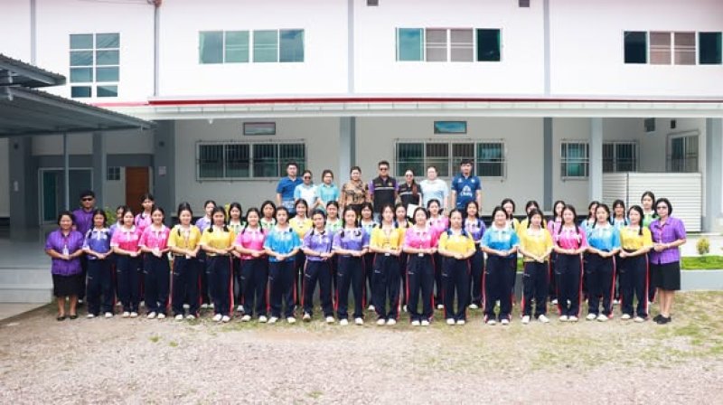 ตรวจเยี่ยมอาคารที่พักของนักเรียนทุน เพื่อประเมินสภาพแวดล้อม ความปลอดภัย และสุขอนามัยของสถานที่พักอาศัยของนักเรียนที่ได้รับทุนการศึกษา